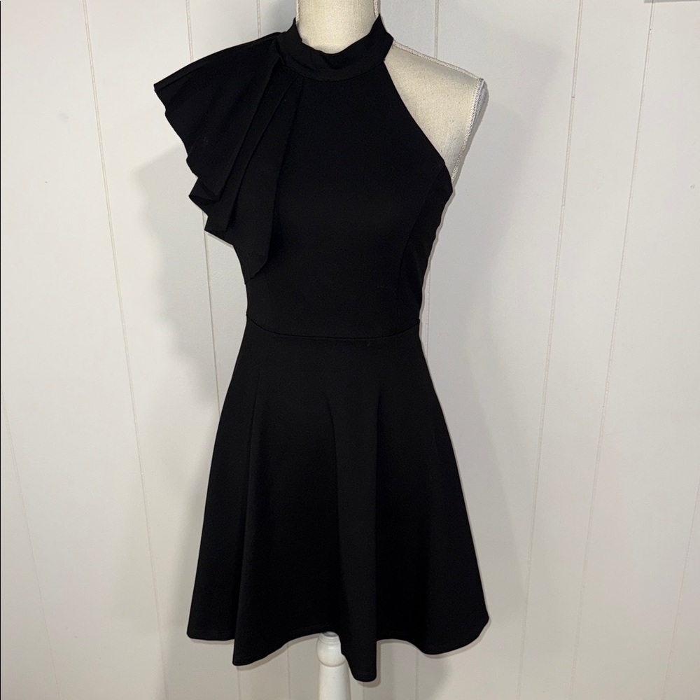 Lulu's Black One Shoulder Dress